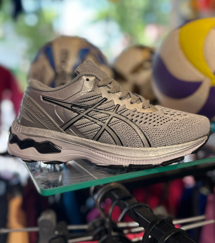 کفش زنانه asics kayano طوسی مشکی کد ۱۰۴۴