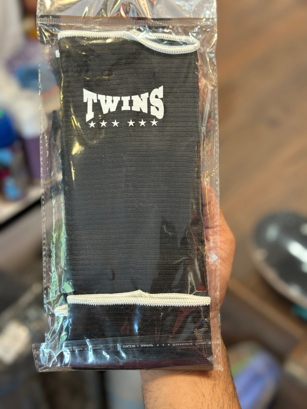 قوزک بند فایتر TWINS VENUM GREENHILL کد ۱۰۵۰