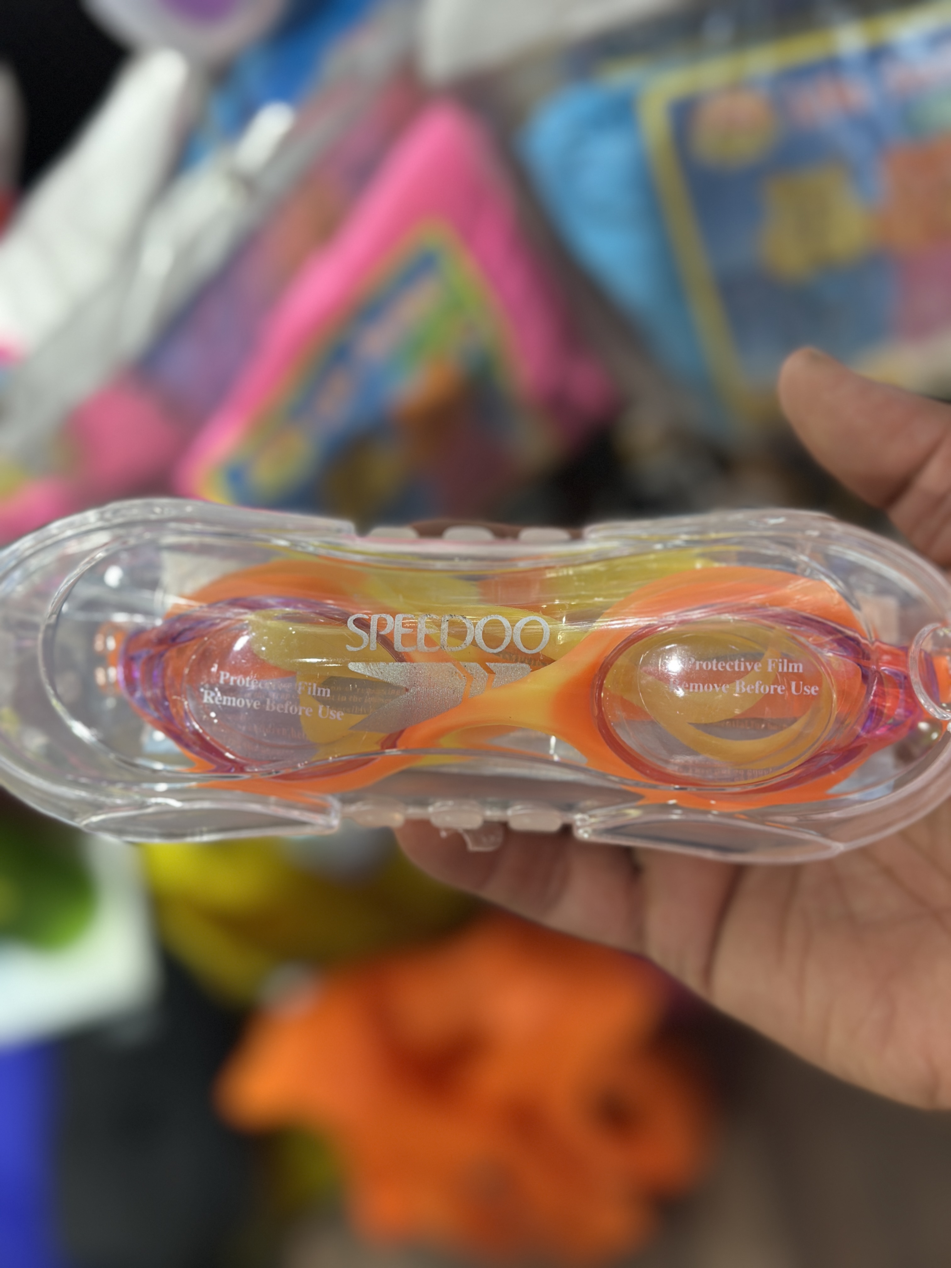 عینک شنا تمام سیلیکونی رنگبندی speedo کد ۱۰۷۰